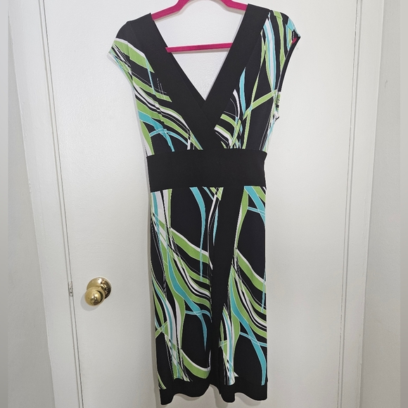 Vintage Black/green Frank Lyman dress. Made in Canada. Size 4. - Picture 1 of 4